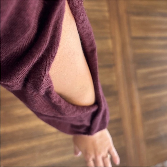 Talbots 3/4 Burgandy Merino Wool Sweater with Split Sleeve Size M - Picture 13 of 13